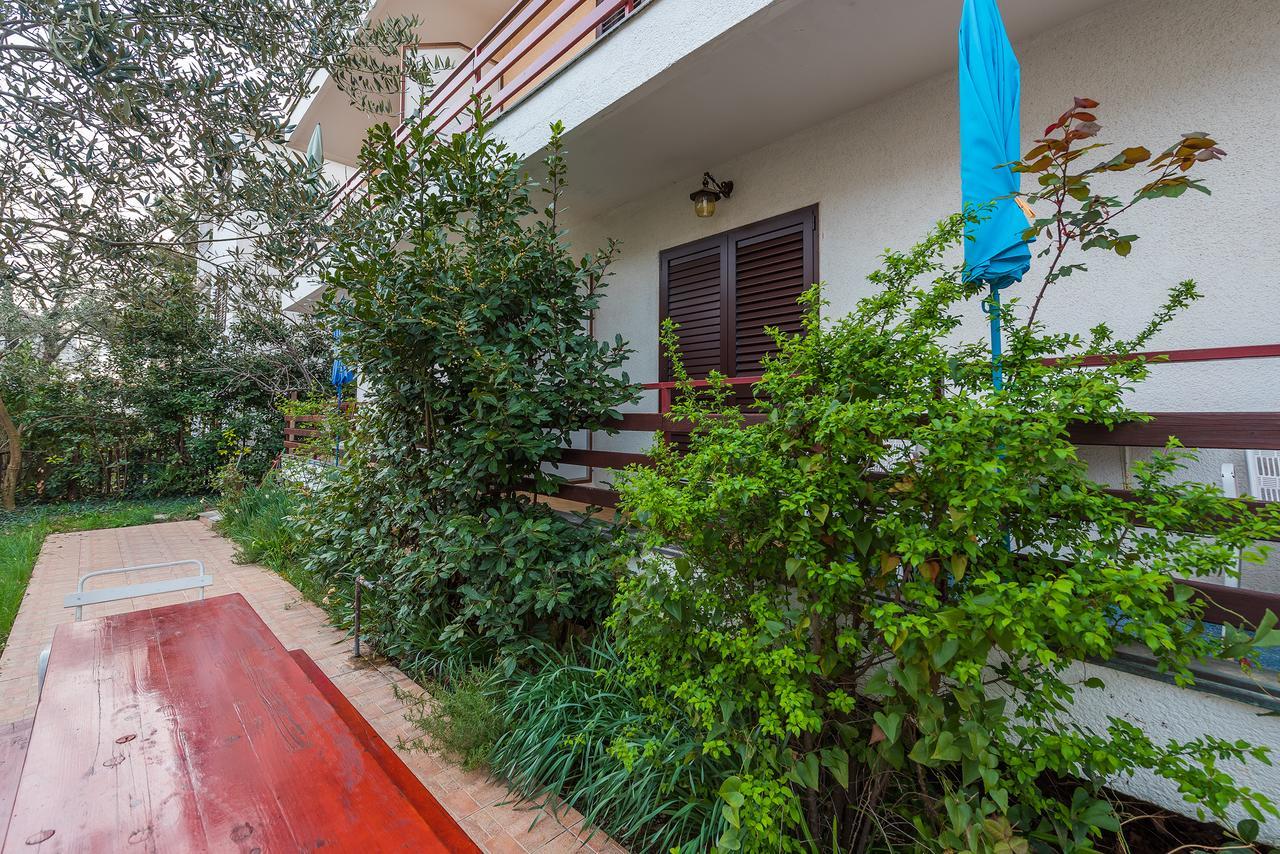 Apartments Boris Vodice Exterior photo